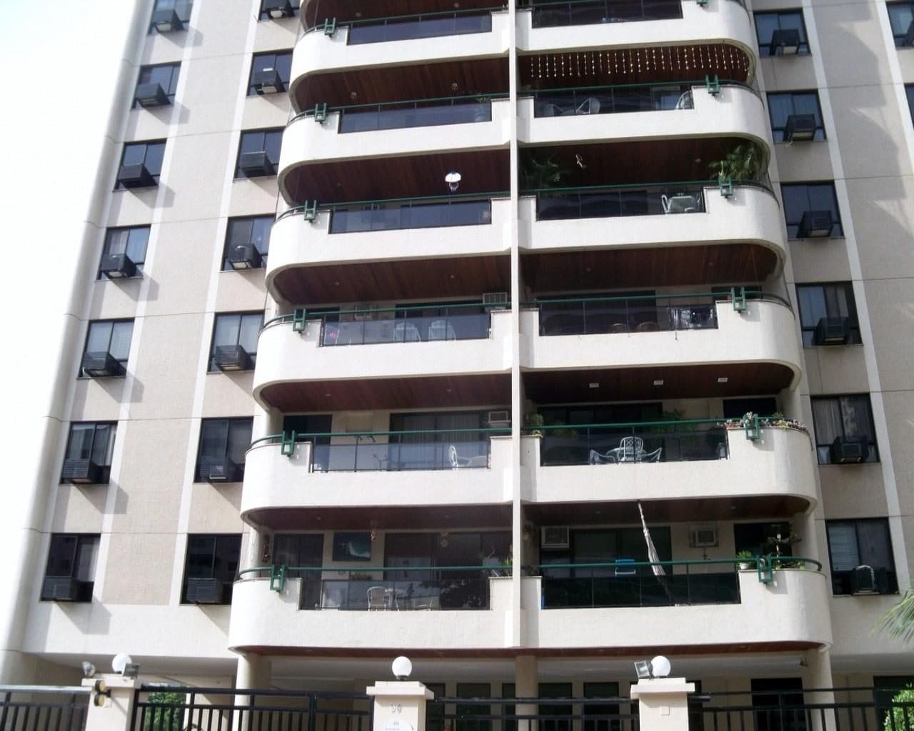 Apartamento com 4 quartos para alugar em Recreio dos Bandeirantes — foto 1