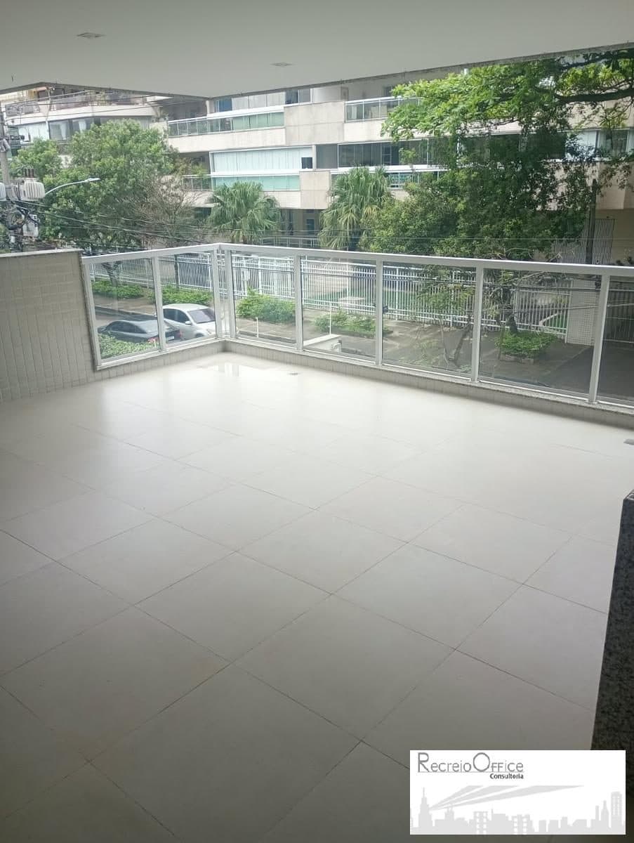 Apartamento com 3 quartos para alugar em Recreio dos Bandeirantes — foto 1