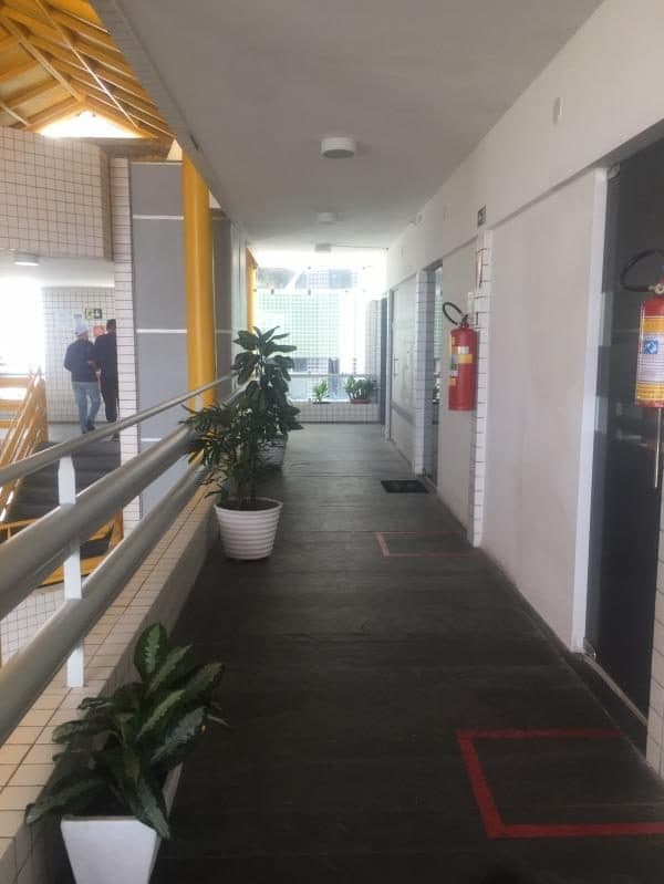 Sala comercial para alugar em Ponta Negra — foto 1